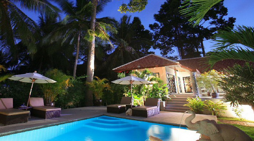 Location Bang Kao villa 3 chambres piscine spa fitness