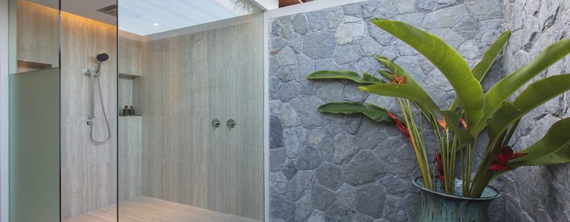 Mae Nam Beach villa rentals master bathroom_resize