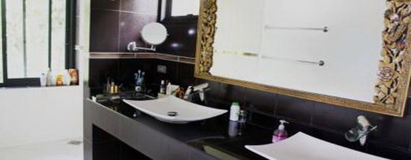 Luxury villa rental Bang Po bathroom_resize