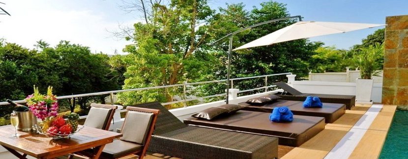 villa rental Bangrak Koh Samui pool sofa_resize