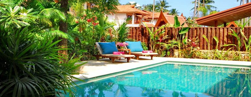 pool-sunbeds_resize