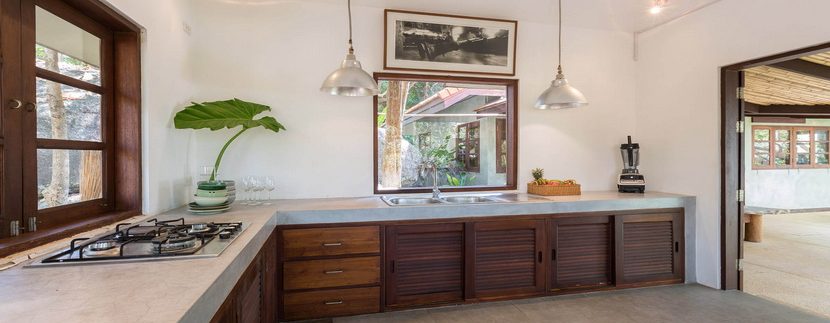 60-Samudra-treehouse-kitchen_resize