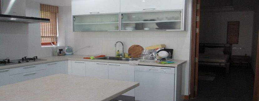 For rent Chaweng Noi villa kitchen (3) _resize