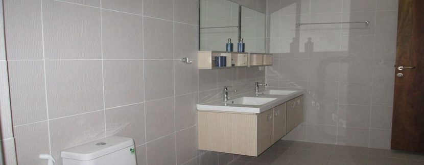 For rent Chaweng Noi villa bathroom_resize