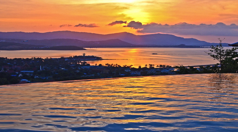 A louer villa 5 chambres Choeng Mon Koh Samui Villa Panorama Summit