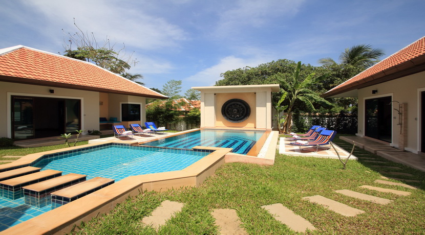 For sale luxurious villa Bangrak Koh Samui