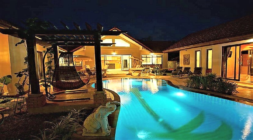 A vendre villa Bangrak Koh Samui 3 chambres piscine