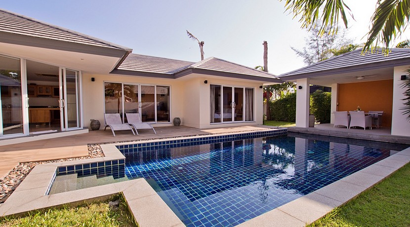 A vendre villa Lipa Noi Koh Samui 2 chambres piscine à 150m de la plage