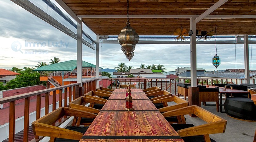 Hôtel Koh Samui à vendre 12 chambres Rooftop bar & restaurant