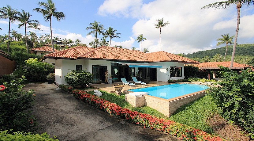 Villa Bangrak à vendre 2 chambres piscine privée à Koh Samui