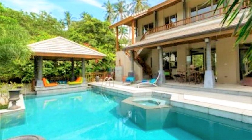 A vendre villa Maenam Koh Samui 4 chambres piscine privée