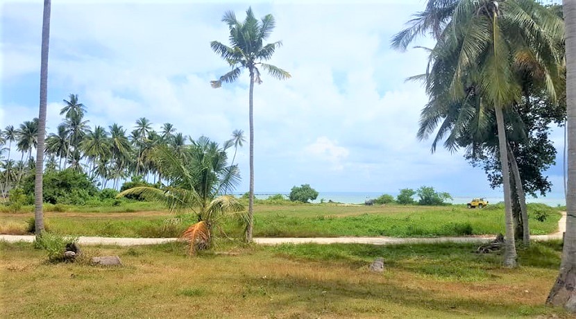 Terrain vue mer Laem Sor à Koh Samui à vendre – 50 m de la plage