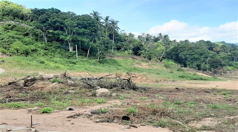 A vendre terrain à Maenam Soi 1