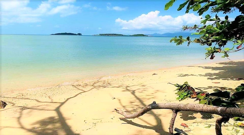 A vendre terrain bord de mer à Plai Laem Koh Samui