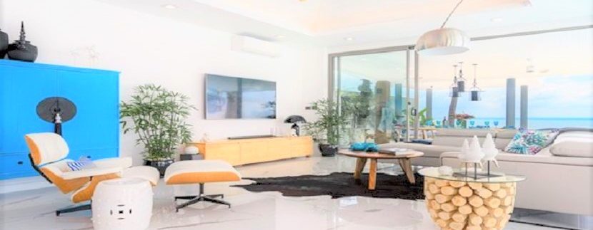 For sale beachfront villa Bang Kao 06