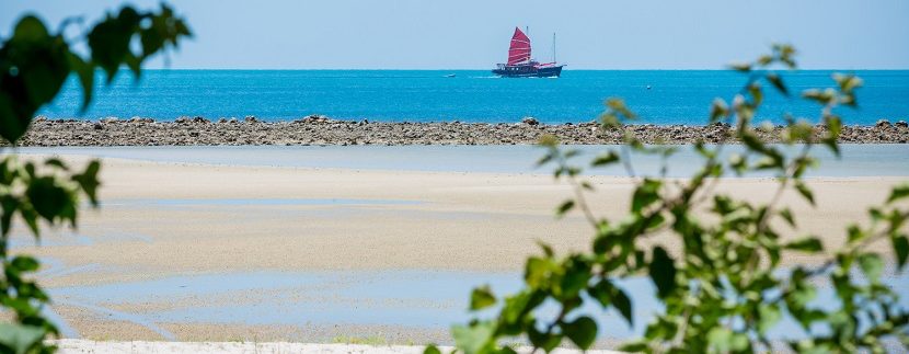 For sale beachfront villa Laem Set in Koh Samui 032