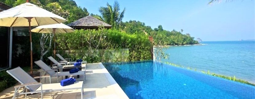 For sale beachfront villa in Bophut Koh Samui 018