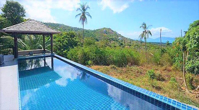 Vue mer villa à vendre à Bophut Koh Samui – 4 chambres avec piscine