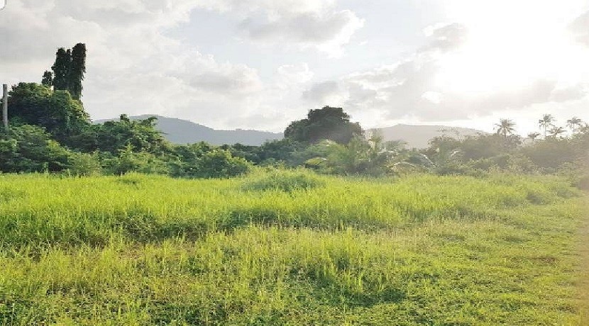 A vendre terrain près de la plage à Maenam Koh Samui