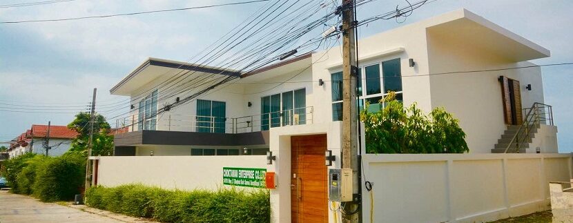 Villa 4 chambres à Bangrak Koh Samui à vendre 03