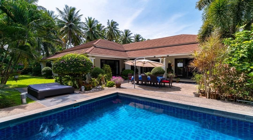 Villa 4 chambres Mae Nam à Koh Samui à vendre – piscine et jardin