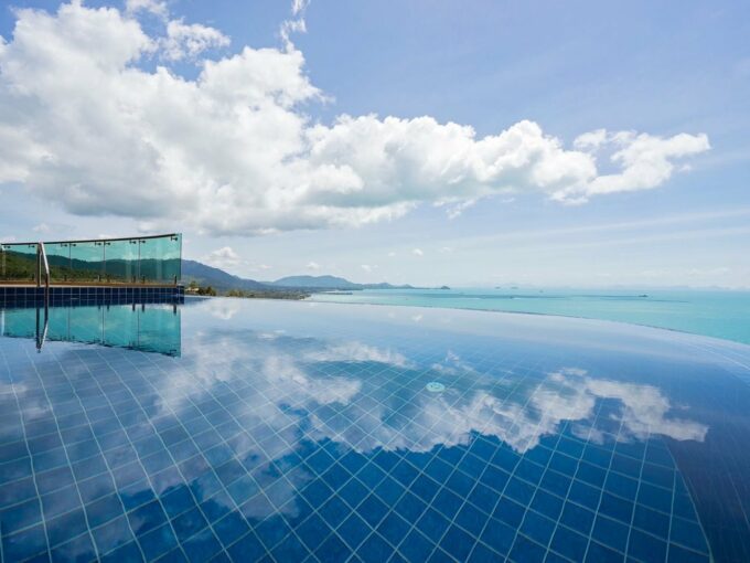 Sea view villa in Laem Yai Koh Samui for sale