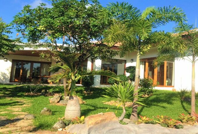 Pleasant villa in Bangrak Koh Samui for sale