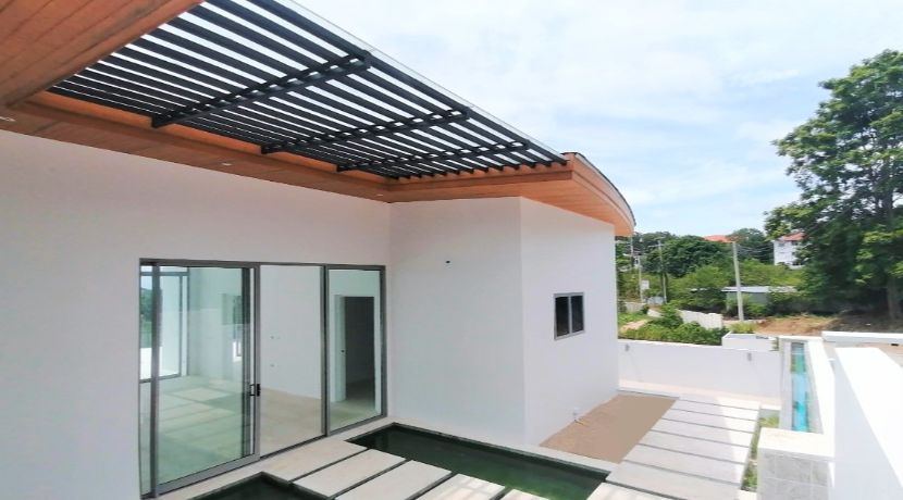 Villa moderne neuve à Choeng Mon à vendre 012