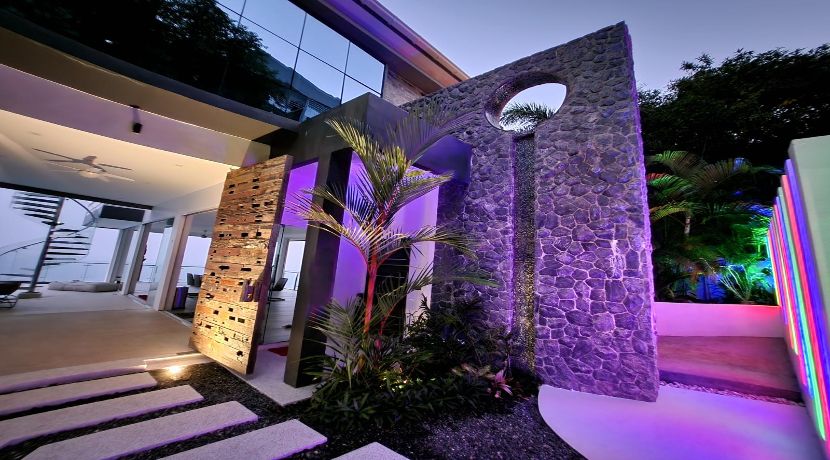Extraordinaire villa de luxe de 5 chambres à vendre à Koh Samui 029