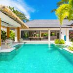 Balinese style villa in Maenam Koh Samui for sale