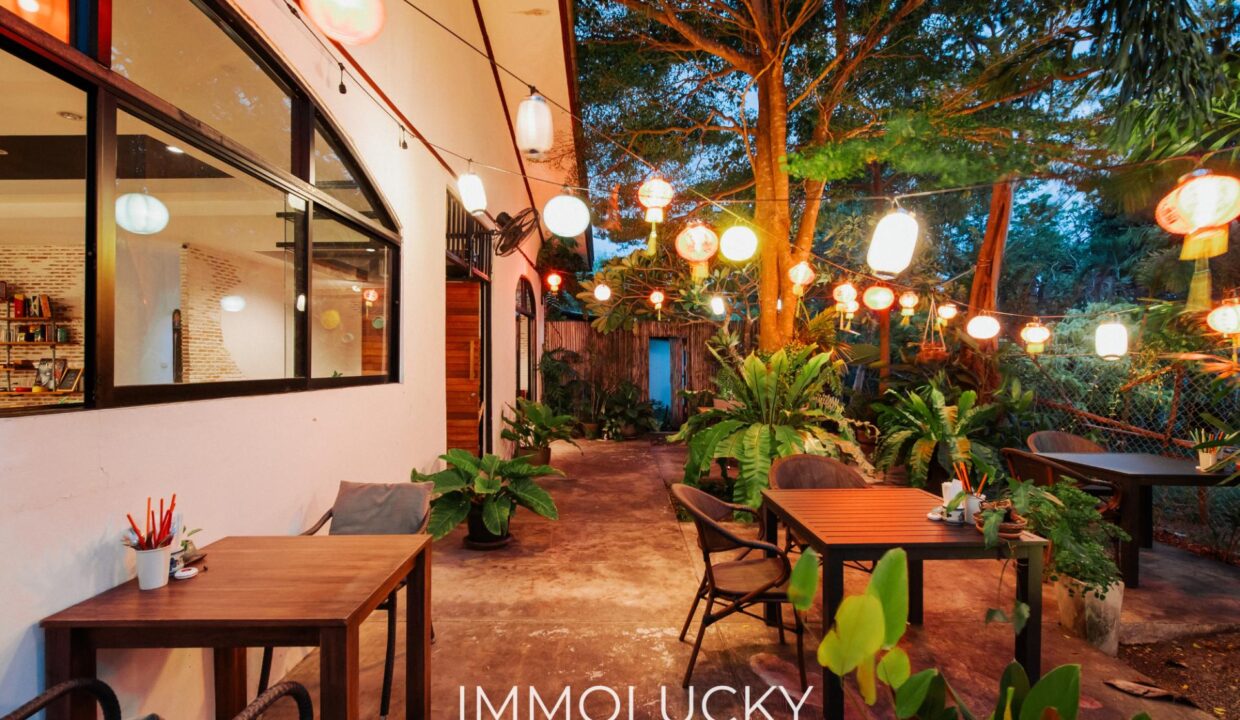 À Vendre Restaurant Innovant et Rentable à Koh Samui
