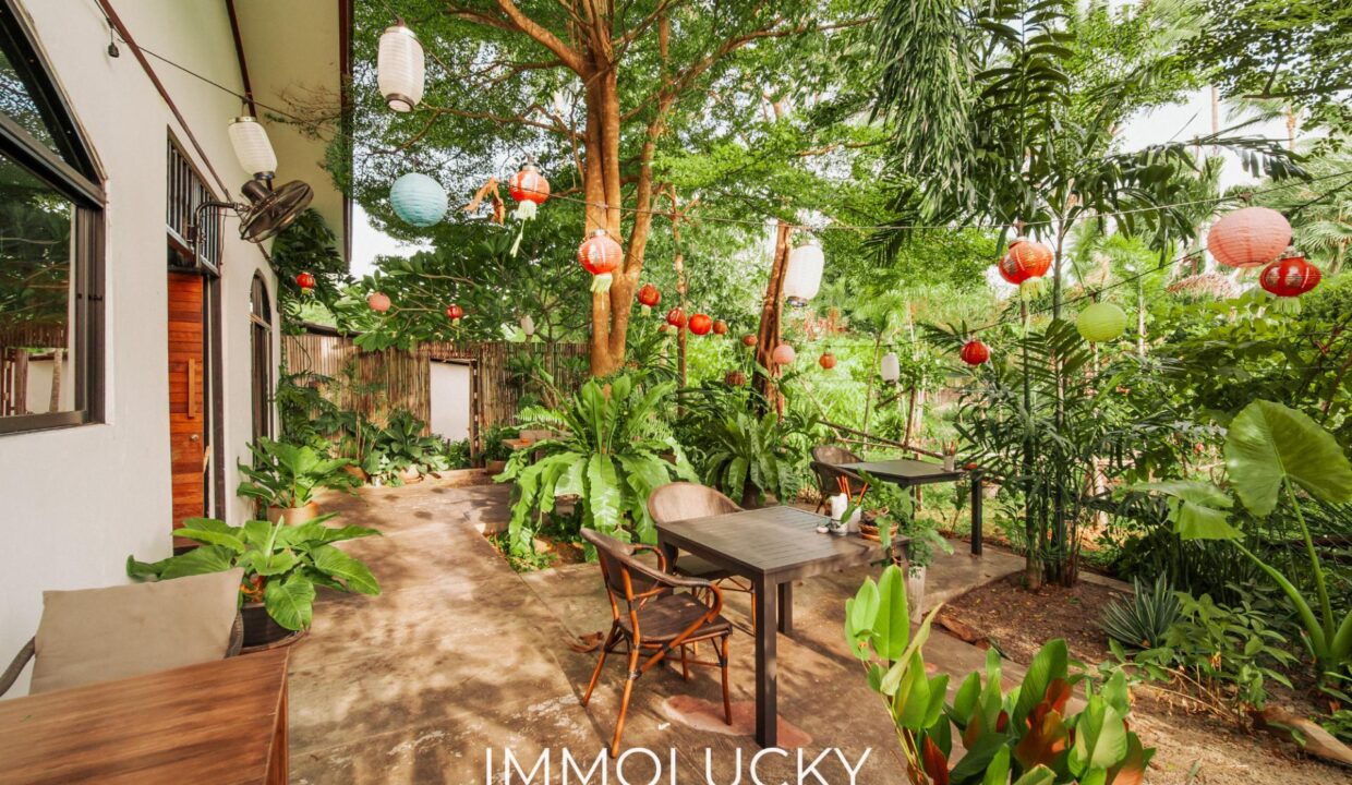 À Vendre Restaurant Innovant et Rentable à Koh Samui